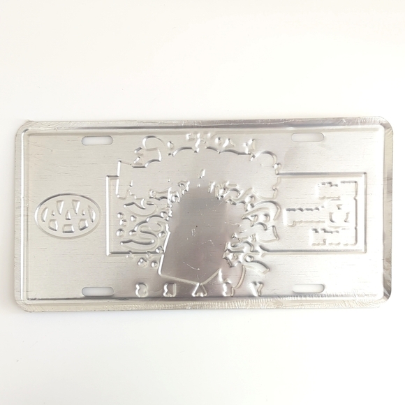 Walt Disney World '91 Vintage 20 Years Anniversary Surprise License Plate White - Picture 8 of 8